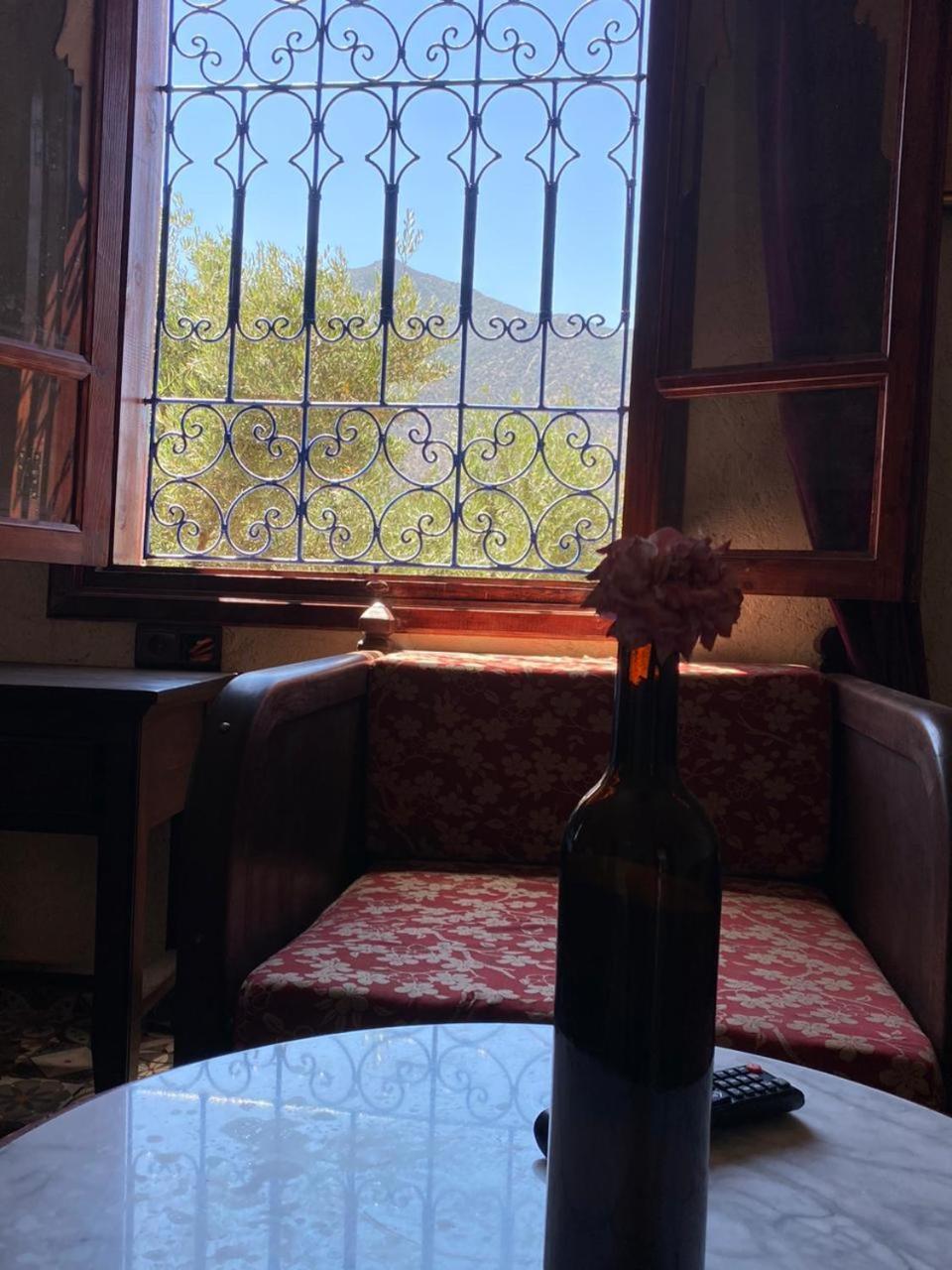 Riad Malak Уирган Стая снимка